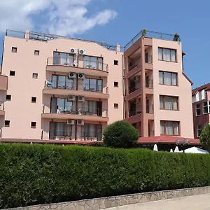 rezervați aici