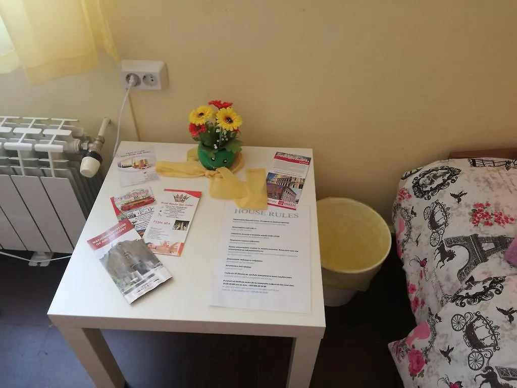 Like Home Guest Rooms Sofia 0*,  Bulgaria